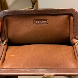 Vintage Leather kiss lock framed coin purse Coach